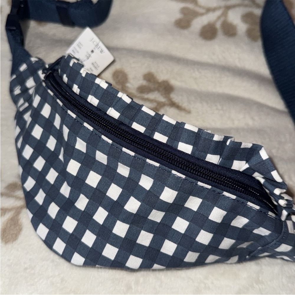 J.Crew, Ruffled Bag - Picture 2 of 4